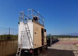 Il laboratorio mobile a Papanice