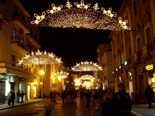 Illuminazione su Via Vittorio Veneto