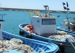 Uno scorcio del porto di Crotone