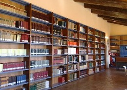 Biblioteca comunale "A. Lucifero"