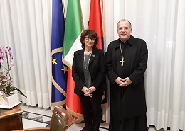 Il Commissario Prefettizio Tiziana Costantino e il Vescovo Mons. Angelo Raffaele Panzetta