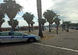 Un controllo della Polizia Locale