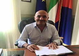 Il sindaco Ugo Pugliese