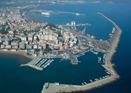 Il porto di Crotone