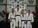 Tomas Facente sul podio