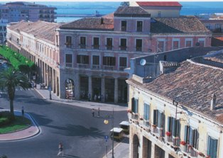 Crotone, Piazza Pitagora