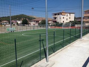 Il campo sportivo del quartiere Farina