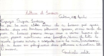 Una delle lettere degli alunni crotonesi al sindaco
