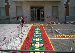 L'infiorata di Maggio