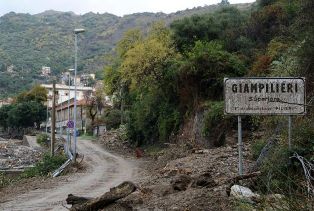 Il cordoglio di Crotone per la tragedia di Messina