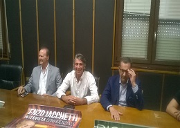 Un momento della conferenza stampa