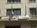 Il lenzuolo al Palazzo Comunale