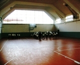La palestra di una scuola cittadina